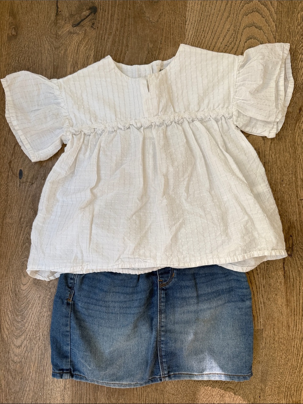 Girls GAP/H&M Smocked Short Sleeve Top and Jean Skirt
